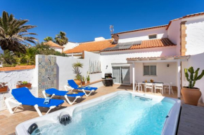Casa Naranja - Heated Pool - BBQ - Terrace - Free Wifi - Child & Pet-Friendly - 3 bedrooms - 6 people